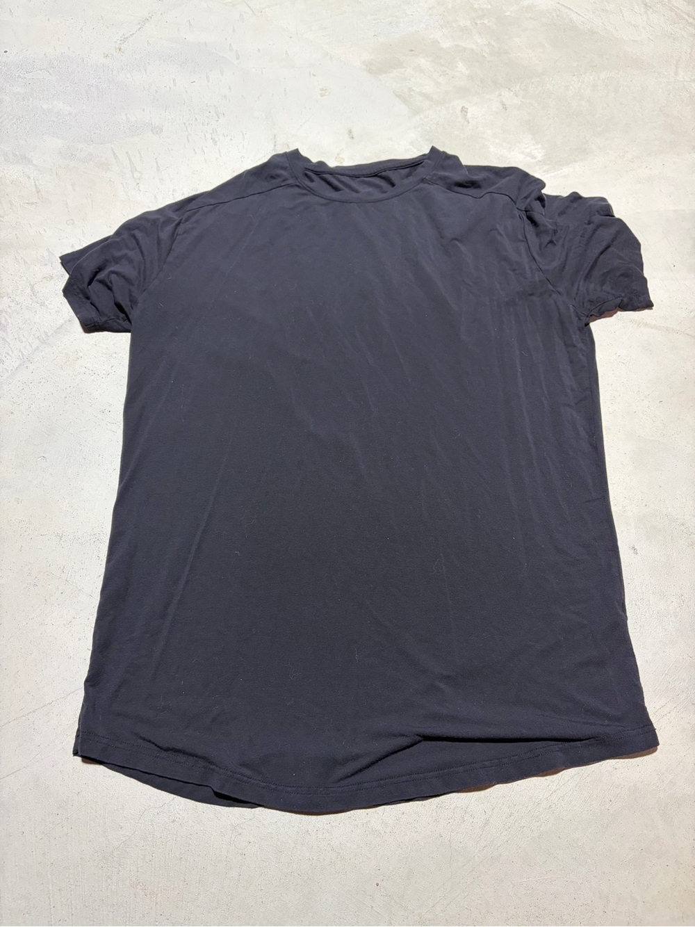 Balance athletica vitality Black Crew Neck T-Shirt large